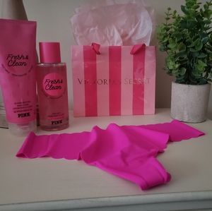 💗 NWT Victoria's Secret Bundle